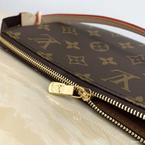 Louis Vuitton ACCESSOIRES POCHETTE 0801